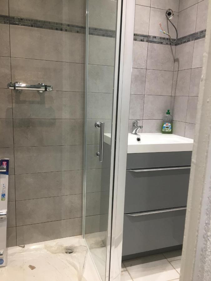 Appartements Acces Prive Plage De La Bergerie Hyères المظهر الخارجي الصورة